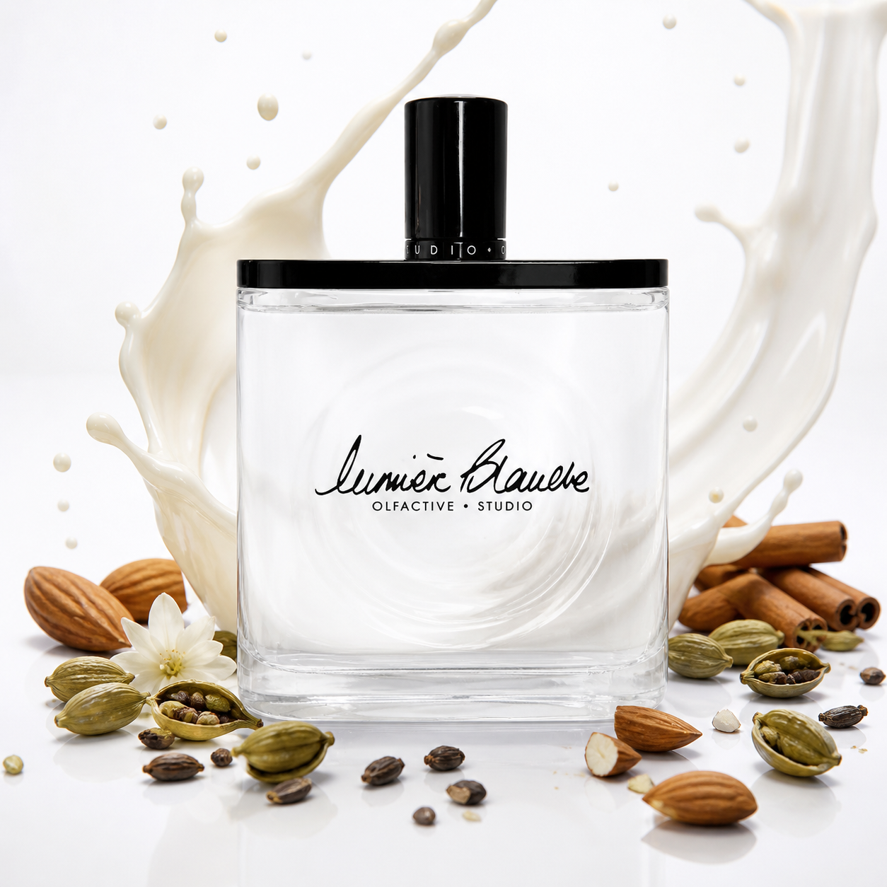 LUMIÈRE BLANCHE EAU DE PARFUM: 100 ml